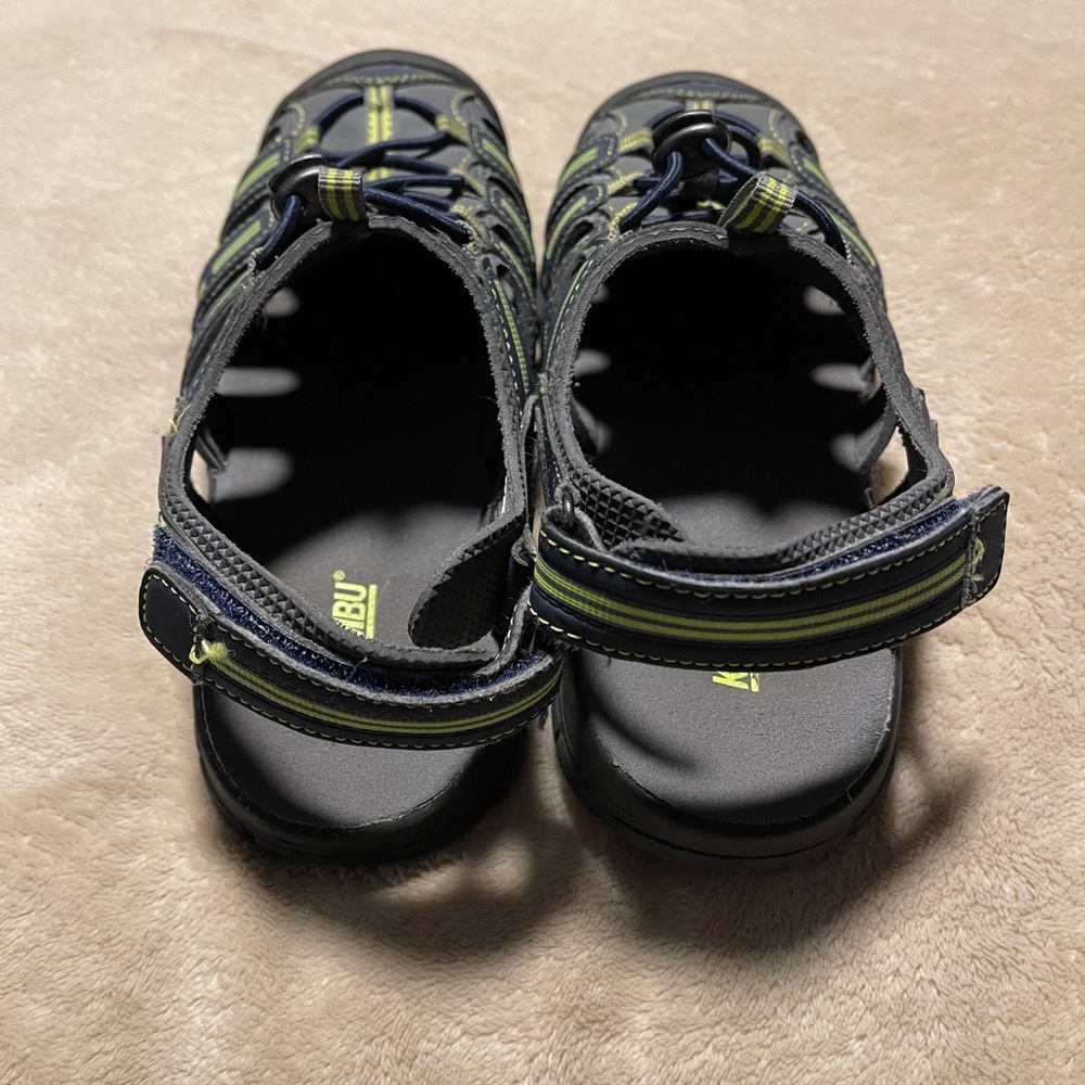 Khombu Sandals - Picture 3 of 5